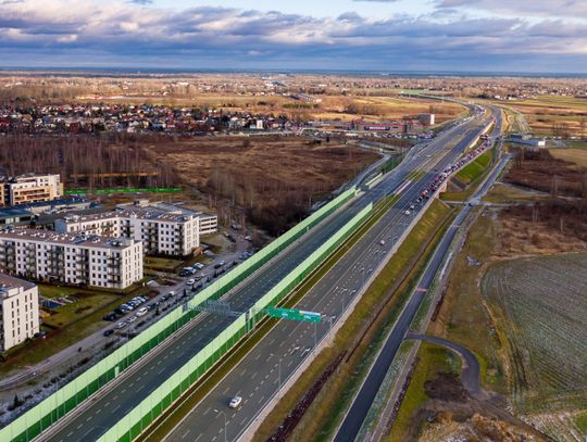 Nowy odcinkowy pomiar prędkości na S2. Przejedziesz 10 km za szybko? Dostaniesz mandat! Nowy odcinkowy pomiar prędkości na S2. Przejedziesz 10 km za szybko? Dostaniesz mandat!