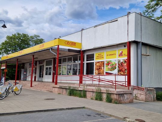 Od sklepu w prywatnym domu do lokalnej sieci. Historia otwockiego Społem