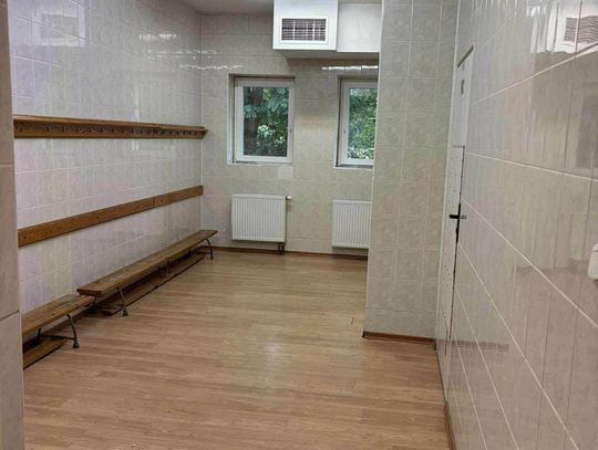 Osieck pozyskał 208 tys. zł na modernizację szatni przy hali sportowej