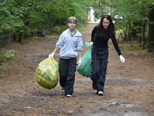 Otwock zaprasza do wspólnego sprzątania. Gdzie odebrać worki i rękawiczki?