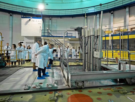 Pacjenci i szpitale czekają na wznowienie pracy reaktora jądrowego Maria w Świerku