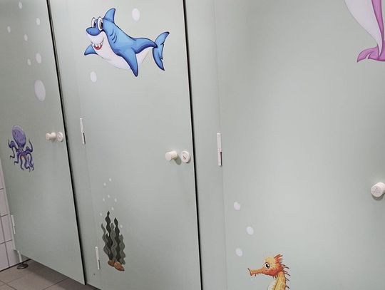 Papierowy kryzys w SP 3. Co na to urząd, szkoła? Rodzice komentują