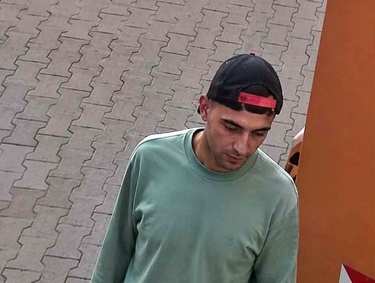 Policja poszukuje tego mężczyzny. Rozpoznajesz go?