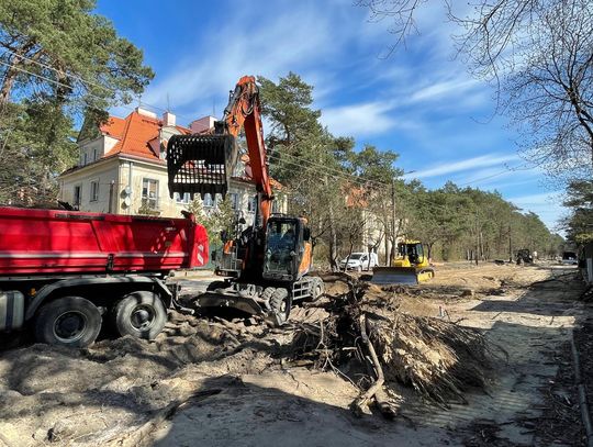 Przebudowa ul. Poniatowskiego w Otwocku. Powstaną dwa ronda, ścieżki i nowe chodniki