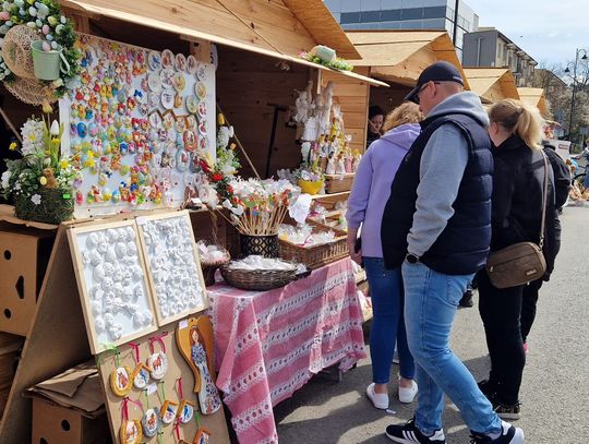 Przedświąteczne zakupy i lokalne rękodzieło. Jarmark Wielkanocny w Otwocku Przedświąteczne zakupy i lokalne rękodzieło. Jarmark Wielkanocny w Otwocku