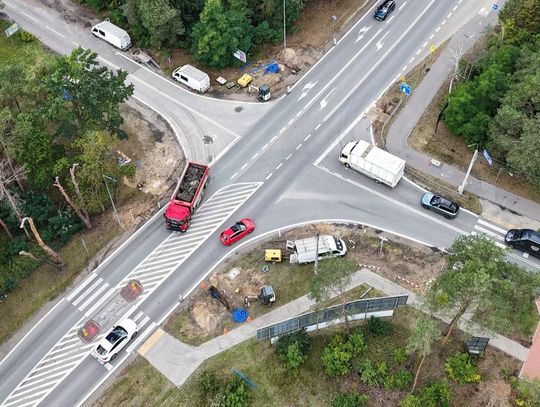 Utrudnienia na trasie 801. Będą światła, azyl i nowa zatoka w Józefowie