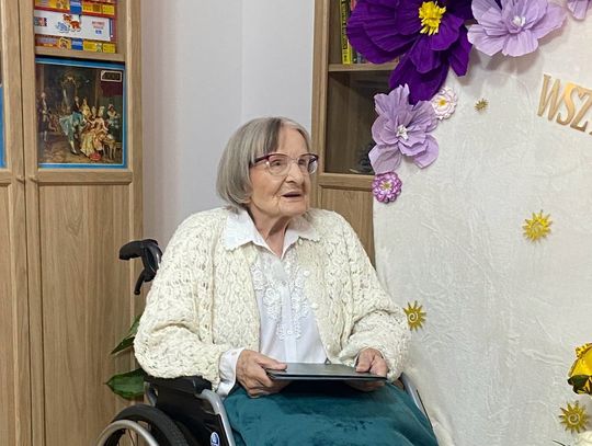 Tak pani Mieczysława świętowała 100. urodziny w Otwocku. Rodzina przyjechała aż z zagranicy!