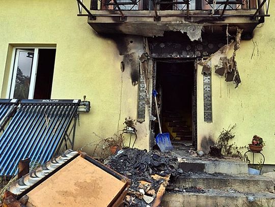 Rodzina straciła dom i ukochane psy. Potrzebna jest pomoc! [AKTUALIZACJA]