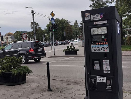 Samorządy podzielą się pieniędzmi ze strefy płatnego parkowania