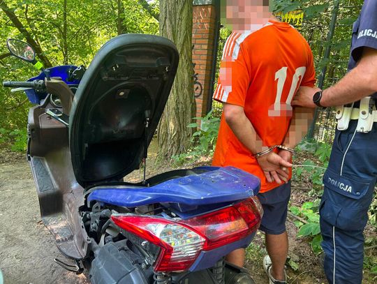 Uciekał kradzionym motocyklem. Wpadł nad Świdrem
