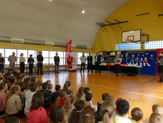 Uczniowie z Kątów najlepsi z bezpieczeństwa Uczniowie z Kątów najlepsi z bezpieczeństwa