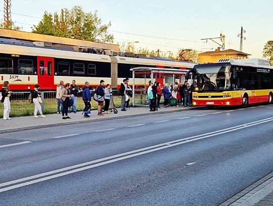 Utrudnienia na ul. Patriotów. Zmiany w kursowaniu linii 115 do Falenicy