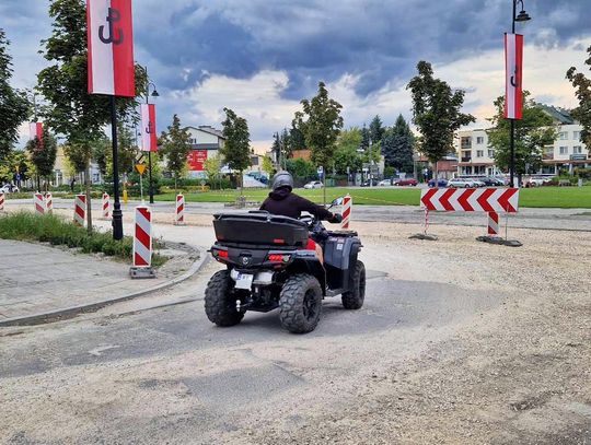 Utrudnienia w rejestrowaniu pojazdów w starostwie. Nie ma rezerwacji online