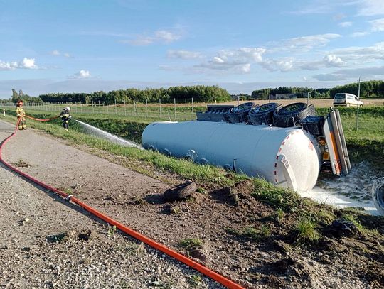 [FOTO] Więcej pożarów i zdarzeń drogowych. Strażacy podsumowują 2022 rok