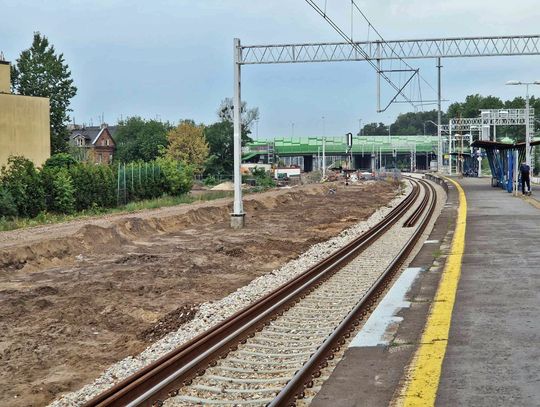 Zderzenie koparki i pociągu Intercity w Wawrze