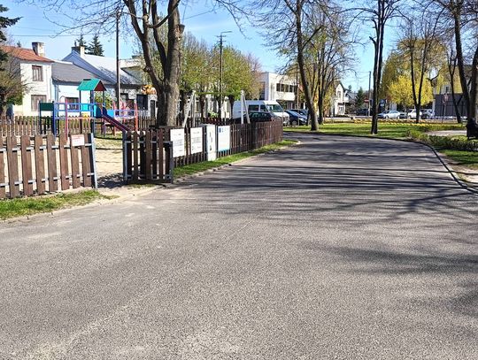 Zmiany w parku w Sobieniach-Jeziorach. Będzie więcej zieleni i nowa przestrzeń