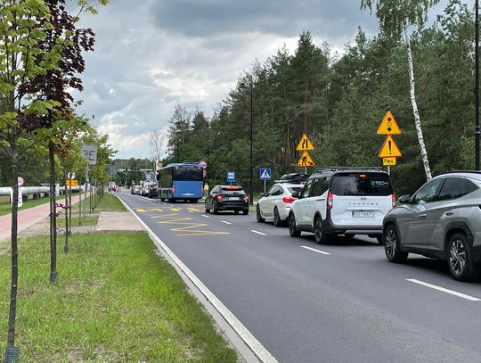 Zamknęli drogę między Otwockiem a Karczewem. Dlaczego? Ile to potrwa?