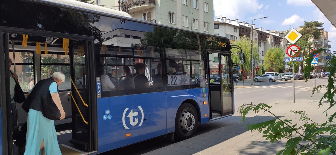 Darmowa komunikacja między Otwockiem a Wiązowną? Kosztowny przetarg