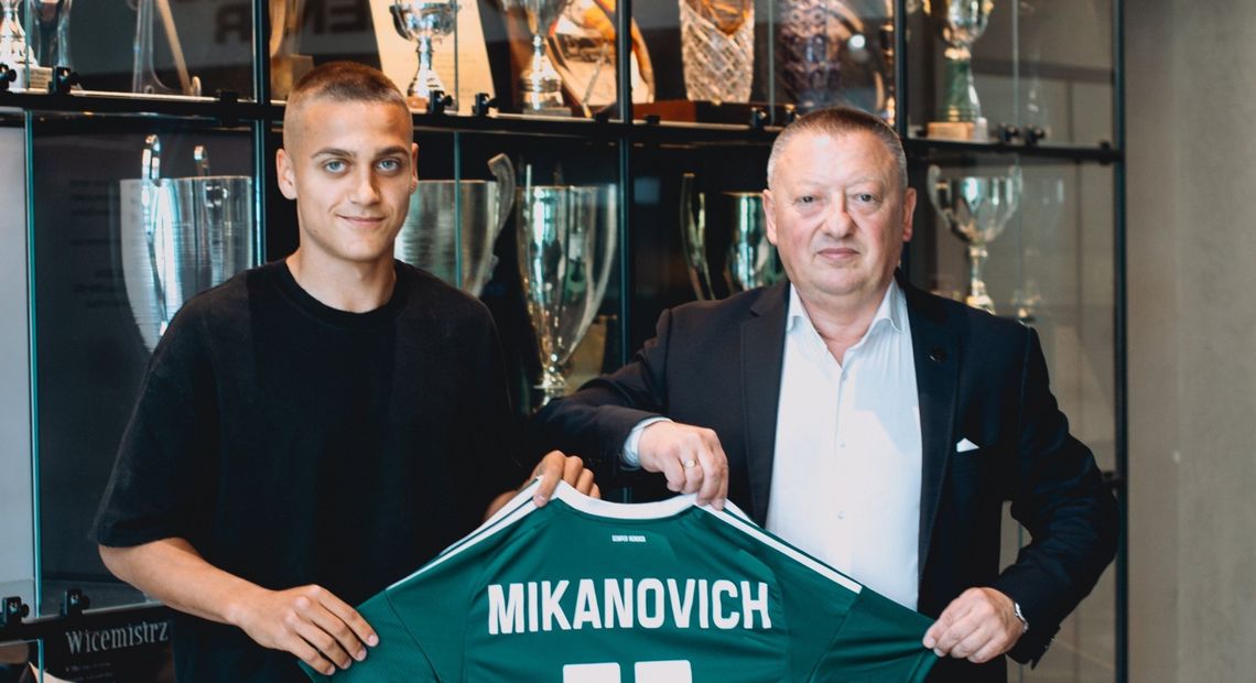 Debiut na 18. urodziny Debiut na 18. urodziny