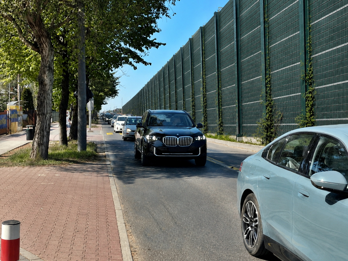 Ekrany jak z „Gry o tron”. Tak ma wyglądać linia otwocka