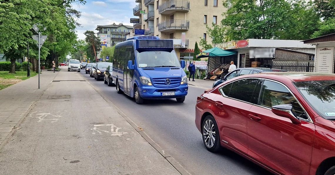 Gdzie i kiedy kupisz bilet miesięczny na grudzień na komunikację powiatową?