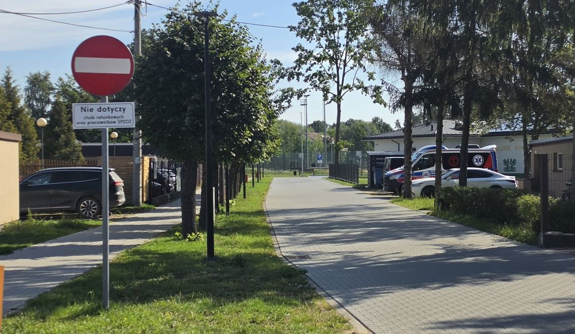 Gmina Kołbiel przypomina o organizacji ruchu przy ul. Szkolnej Gmina Kołbiel przypomina o organizacji ruchu przy ul. Szkolnej