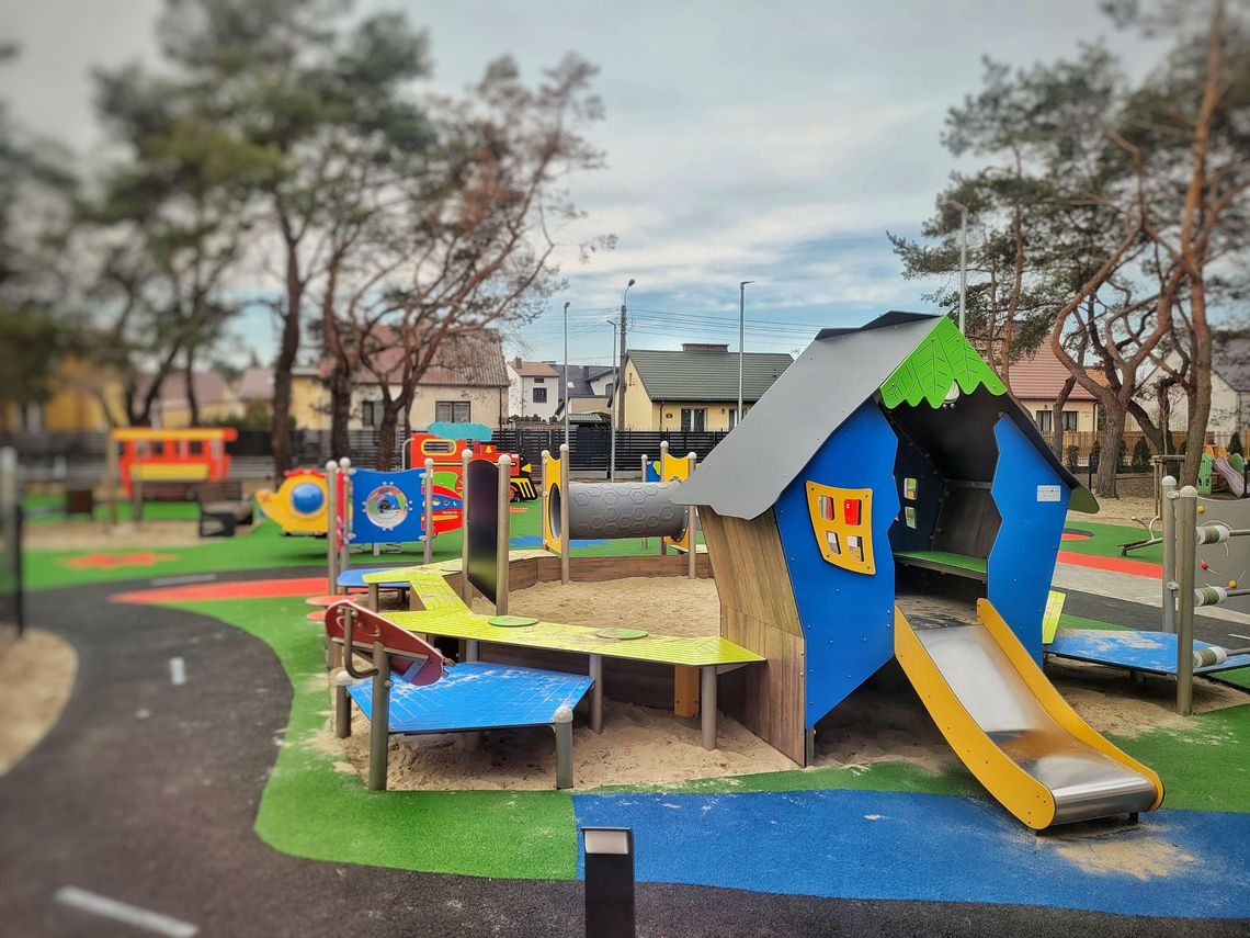 Gminny Żłobek „Wesoła Ciuchcia” – nowoczesna przestrzeń dla najmłodszych w sercu Karczewa Gminny Żłobek „Wesoła Ciuchcia” – nowoczesna przestrzeń dla najmłodszych w sercu Karczewa