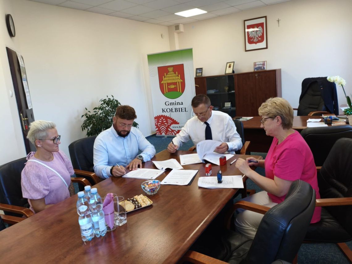 Kołbiel unowocześnia wodociągi i wymienia wodomierze