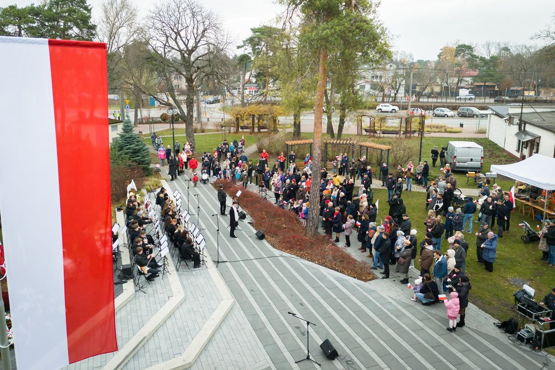 Józefów uczcił 107. rocznicę odzyskania niepodległości [FOTO]