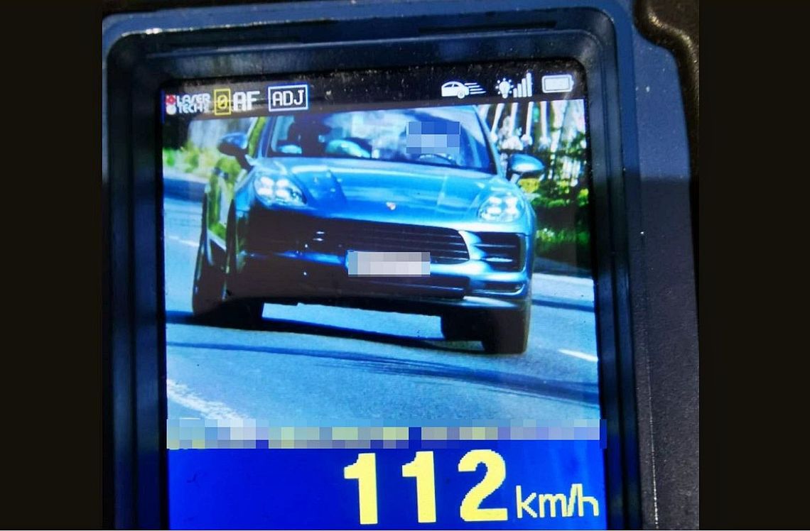 Kierowcy z porsche i audi pędzili jak po torze! Piraci drogowi na celowniku policji