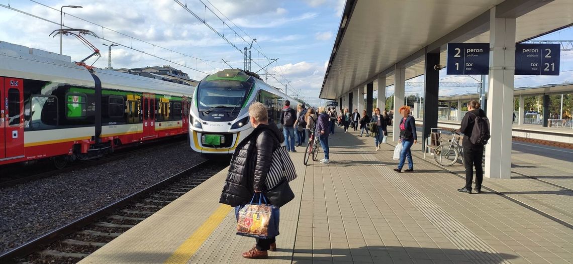 Kolejne zmiany w kursowaniu pociągów. Jakie utrudnienia czekają pasażerów?