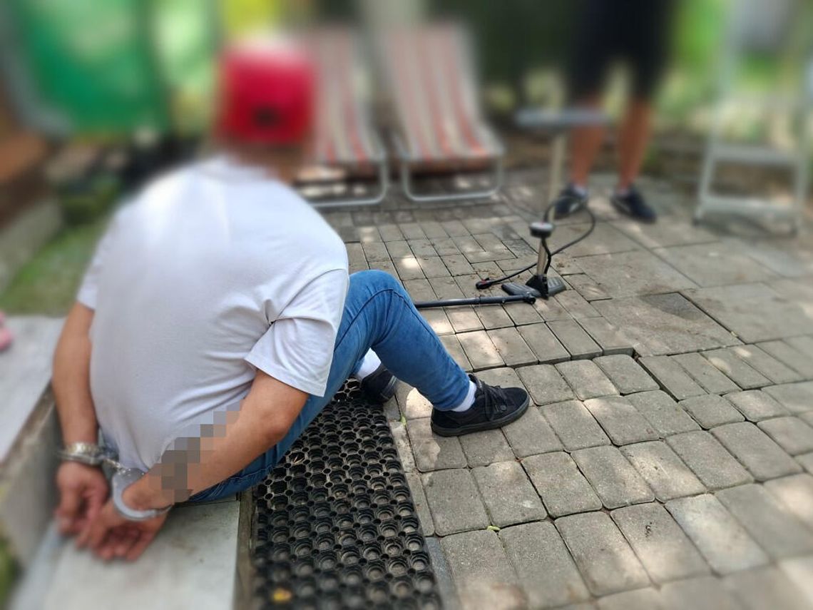 Ktoś zabrał kostkę z drogi i rozebrał altanę. Finał tej sprawy zaskakuje Ktoś zabrał kostkę z drogi i rozebrał altanę. Finał tej sprawy zaskakuje