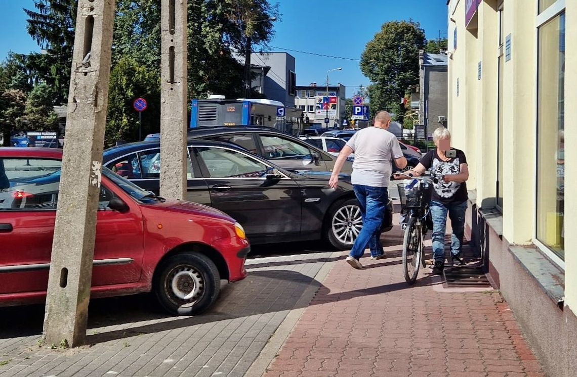 Mistrzowie parkowania. Przepraszam, ja tylko na chwilę