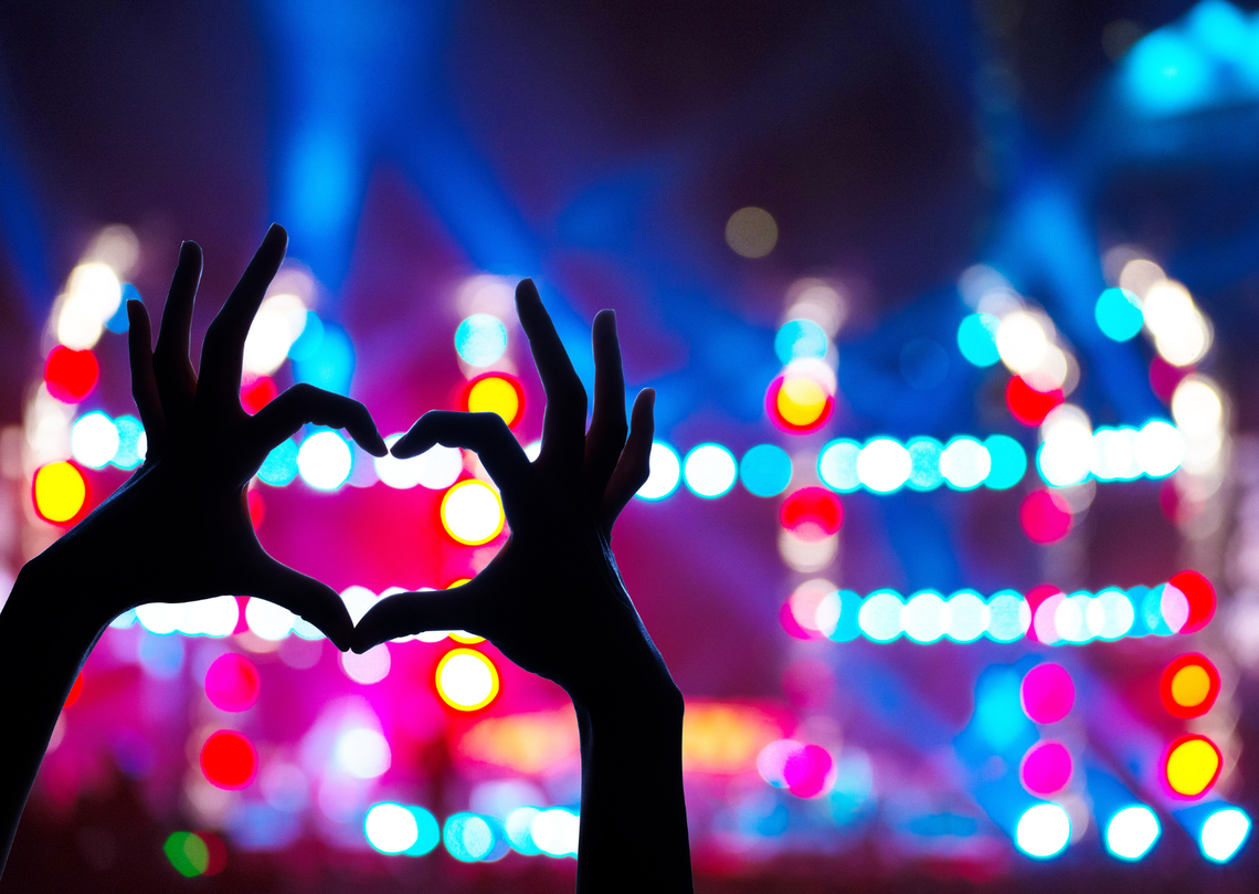 Muzyka, zabawa i rodzinny piknik. Rusza letnia scena w Parku Kultury