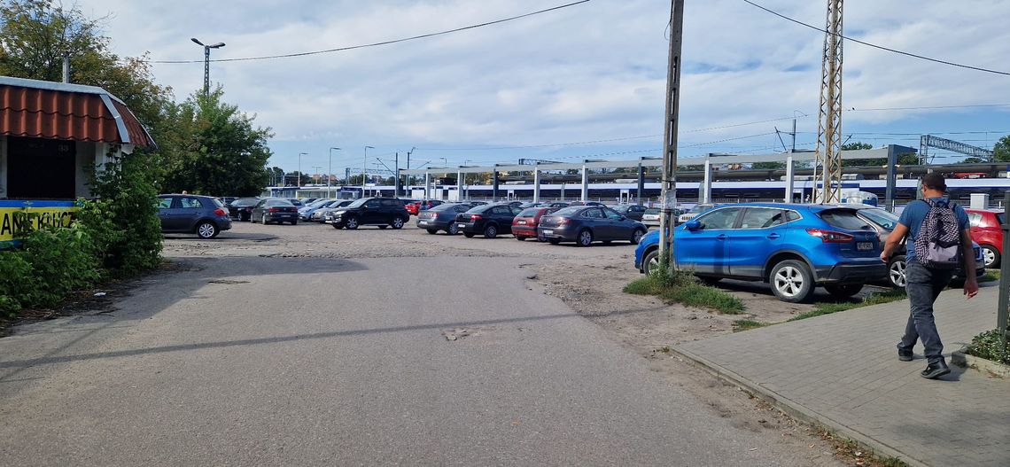 Nowe dwa ronda i duży parking przy torach. Duża inwestycja przy dworcu kolejowym