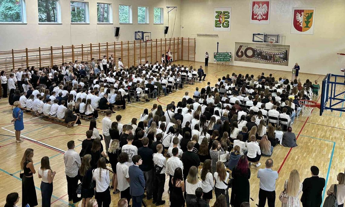 Nowe informacje po włamaniu do e-dziennika w Otwocku. Szkoła i Librus komentują sprawę