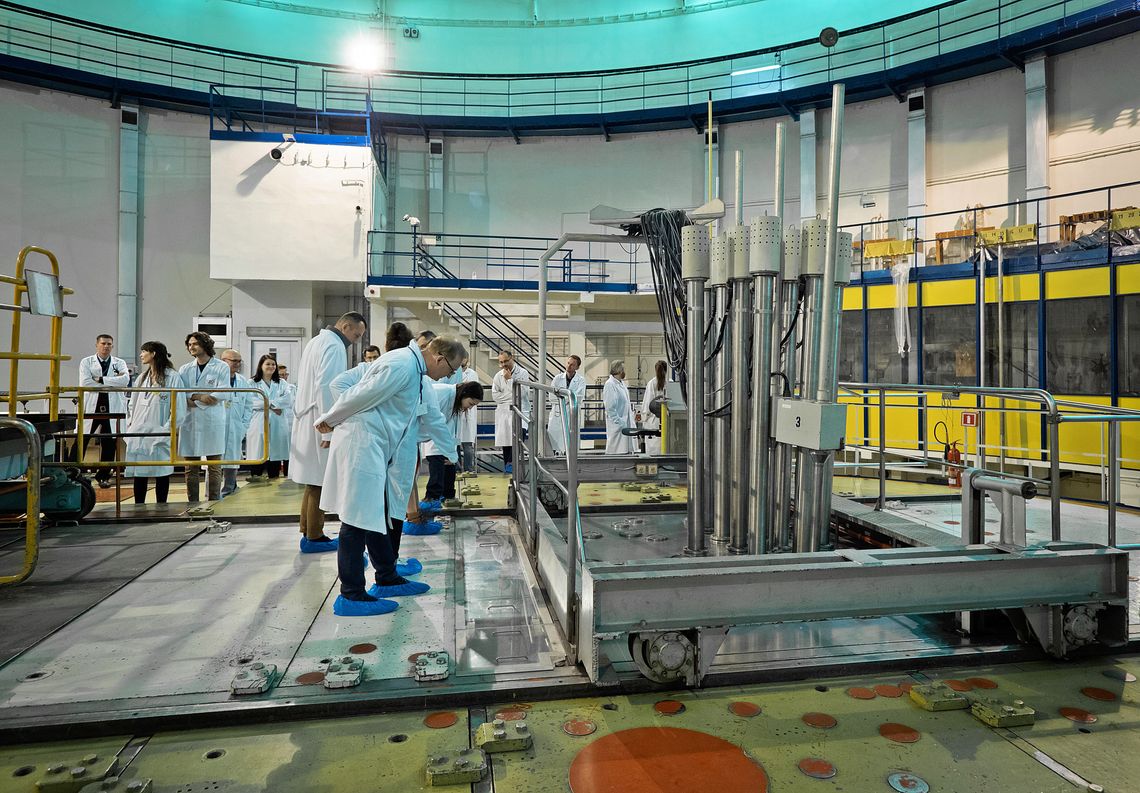 Pacjenci i szpitale czekają na wznowienie pracy reaktora jądrowego Maria w Świerku