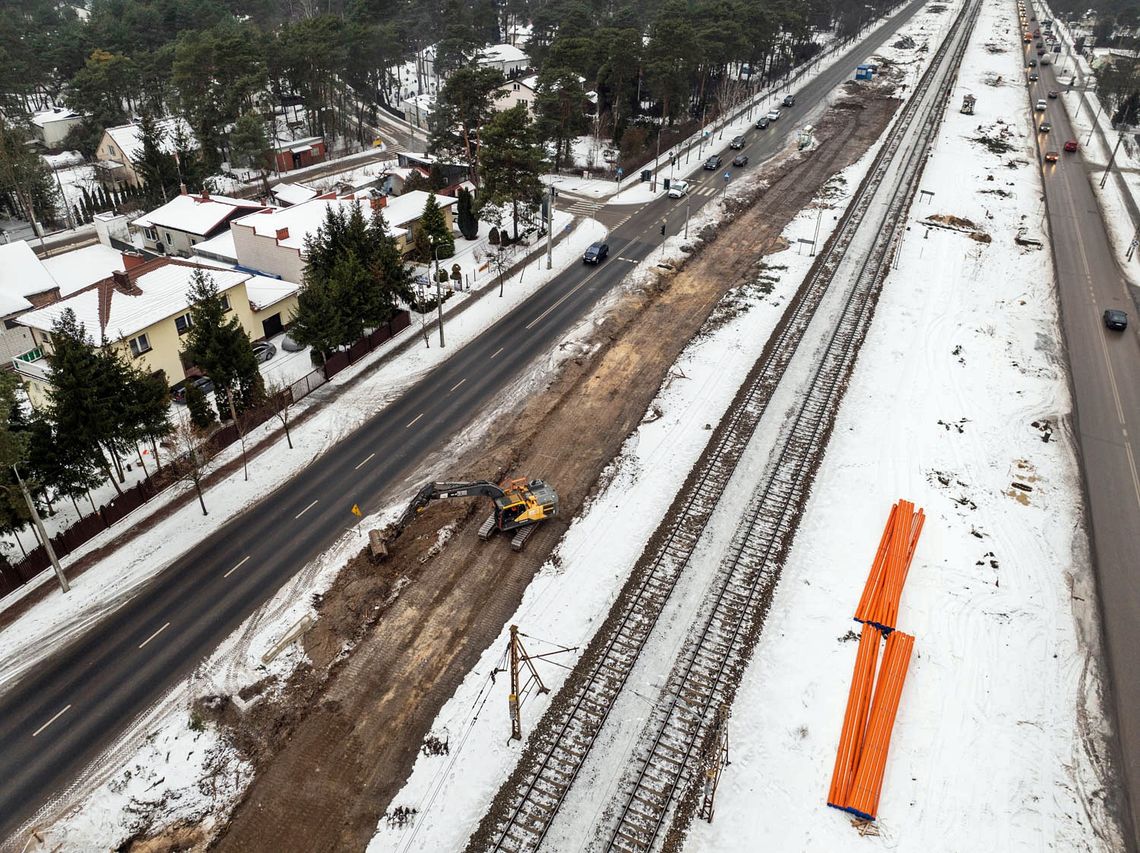 Pierwsze utrudnienia w Falenicy. To początek modernizacji linii kolejowej Wawer-Otwock