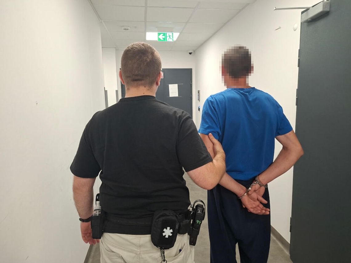 Policjanci sprawdzili kierowcę w systemie. Nie wierzyli, co zobaczyli Policjanci sprawdzili kierowcę w systemie. Nie wierzyli, co zobaczyli