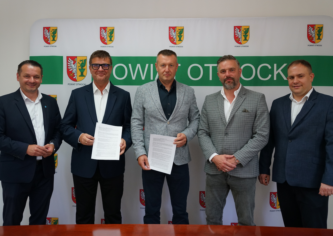 Ponad 1,8 mln zł na drogi w gminie Sobienie-Jeziory Ponad 1,8 mln zł na drogi w gminie Sobienie-Jeziory