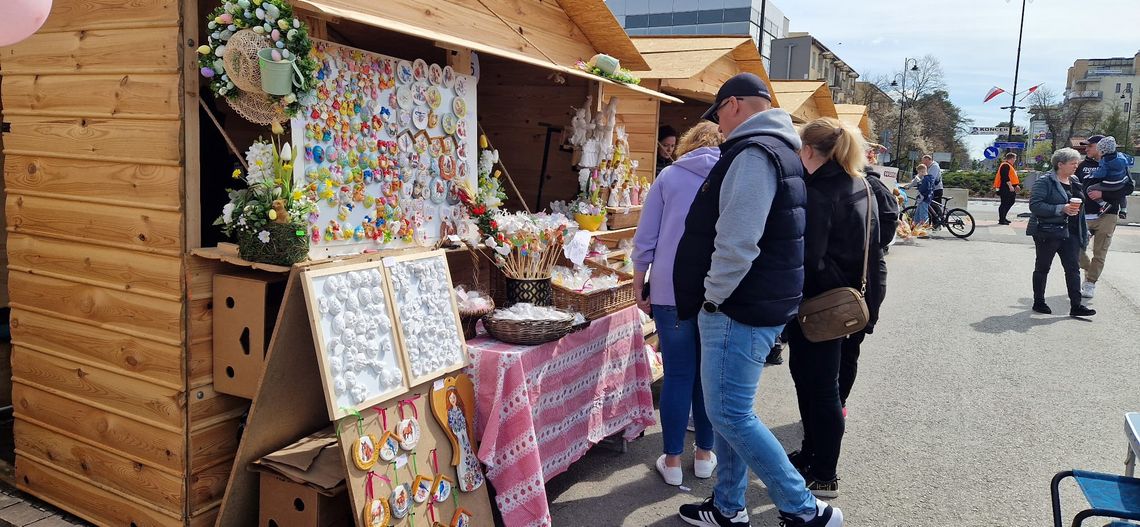 Przedświąteczne zakupy i lokalne rękodzieło. Jarmark Wielkanocny w Otwocku Przedświąteczne zakupy i lokalne rękodzieło. Jarmark Wielkanocny w Otwocku
