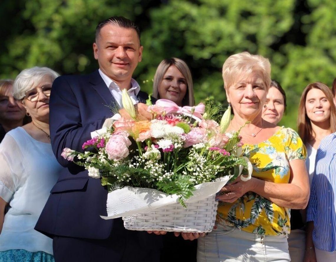 Przez dekadę dbała o urząd. Pani Wanda przeszła na emeryturę. Przez dekadę dbała o urząd. Pani Wanda przeszła na emeryturę.