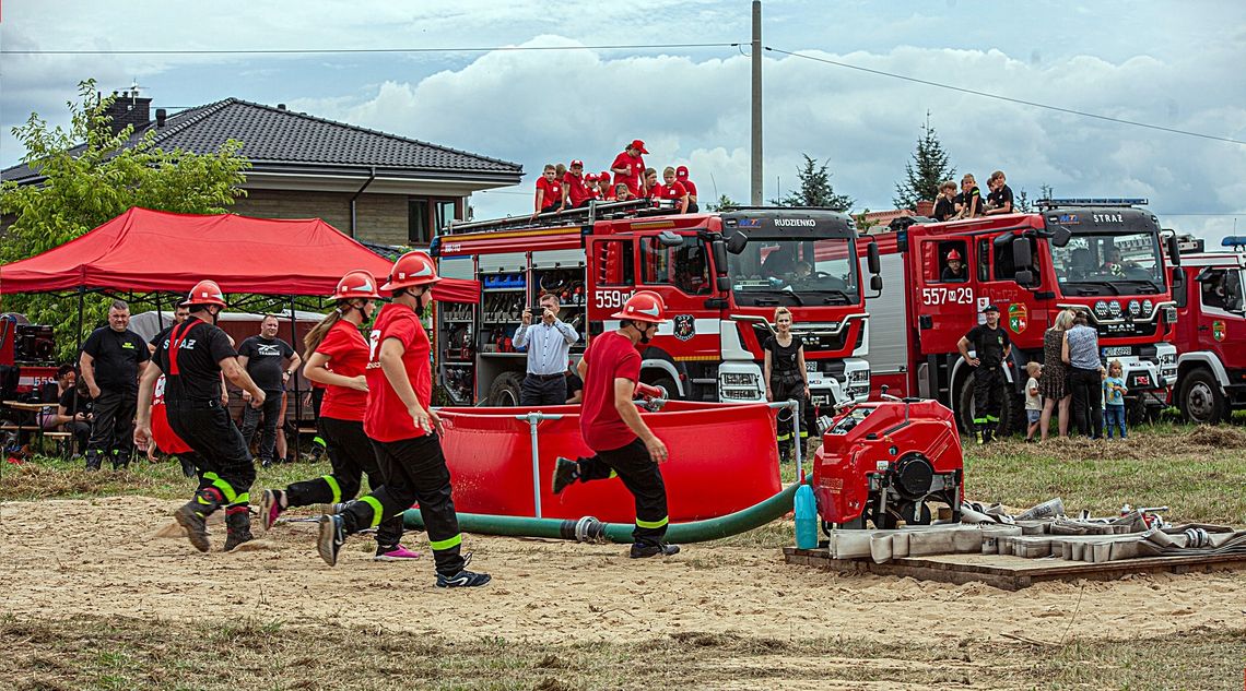 Ratownicy przyszłości. Pożarnicze zawody młodzieżowych drużyn powiatu otwockiego [FOTO]