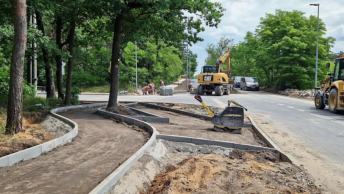 Remont ul. Warszawskiej. Poprawa komfortu pieszych i rowerzystów