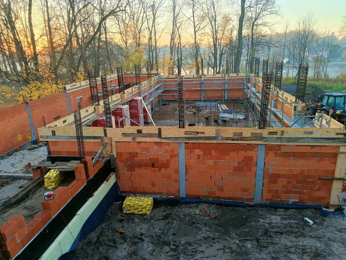 Sala sportowa powstaje w Rudzienku Sala sportowa powstaje w Rudzienku