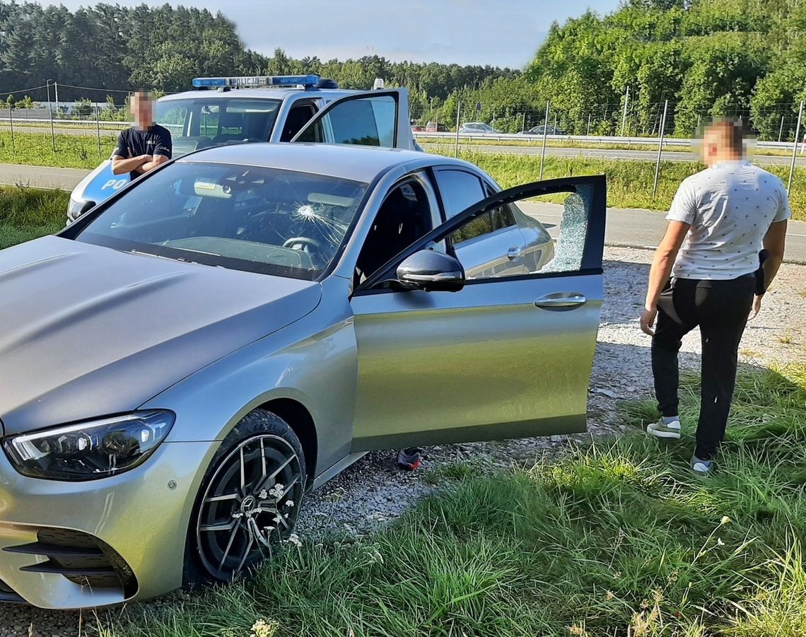 Seria włamań przy trasie S17. Podczas pościgu policjanci użyli paralizatora