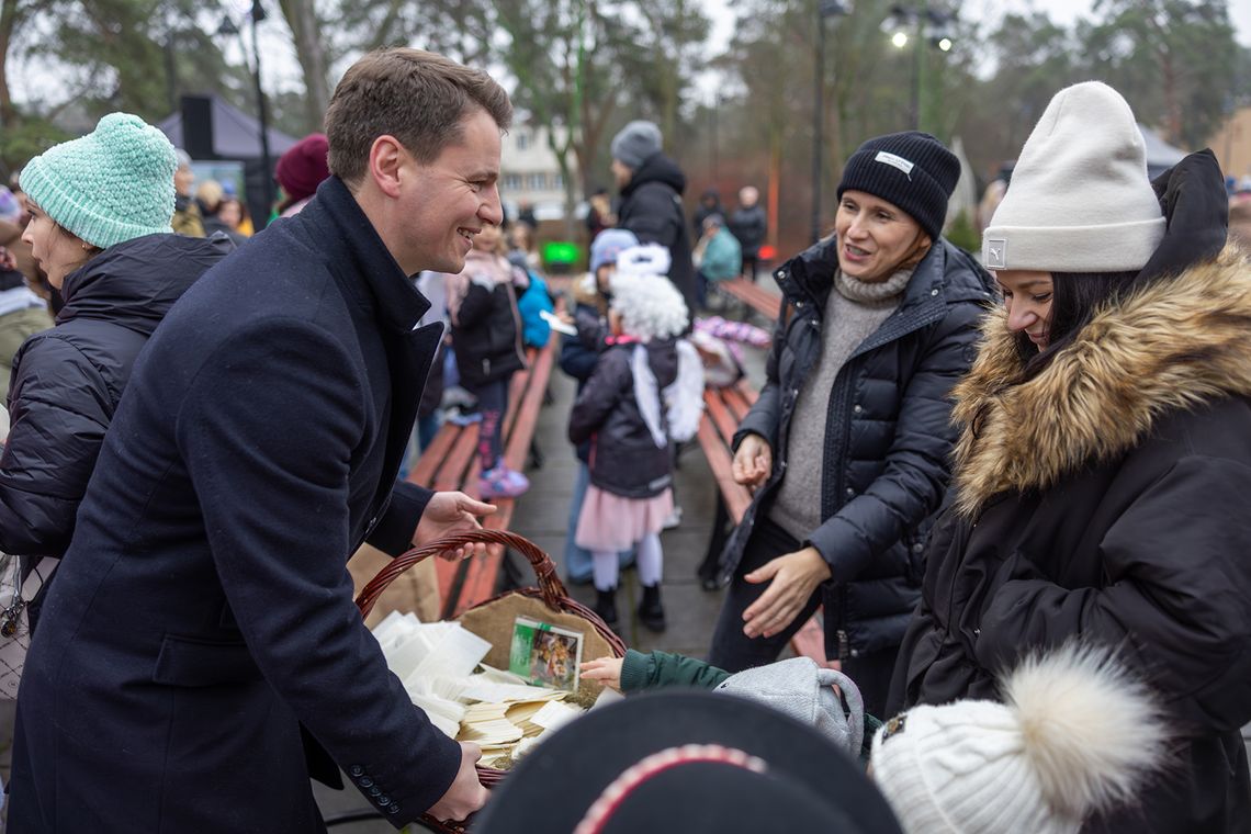 Świąteczne spotkanie mieszkańców. Miejska Wigilia w Otwocku Świąteczne spotkanie mieszkańców. Miejska Wigilia w Otwocku