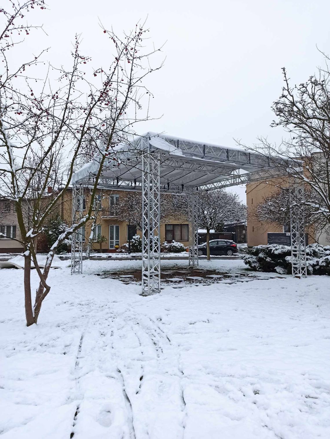 Sylwester wraca na karczewski rynek Sylwester wraca na karczewski rynek