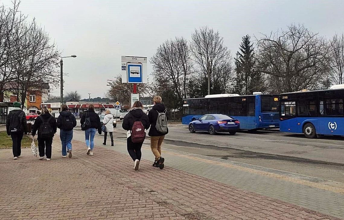 To już pewne. Wiemy jaką trasą ma kursować autobus Karczew-Falenica