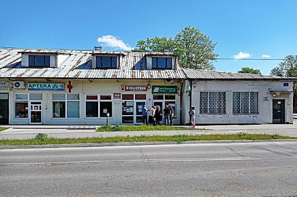 Trwa remont budynku usługowo-handlowego w Gliniance. Co tu będzie?